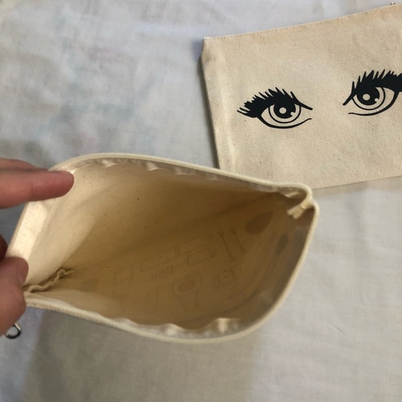 Eyelashes/makeup essentials cosmetic bags - Picture 3 of 3